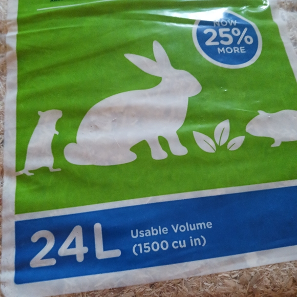 NEW! ASPEN SMALL ANIMAL BEDDING (2-24L Bags) - Picture 4 of 6
